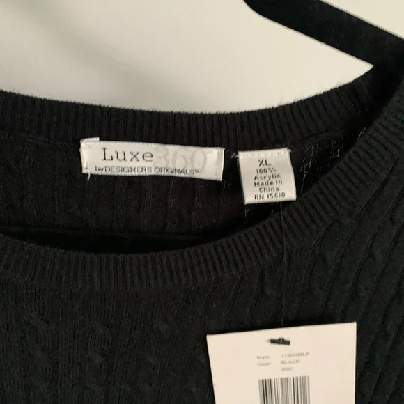 NWT- Womens Black Cable Knit Sweater- size  XL - Picture 3 of 7